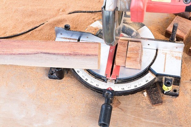 sliding panel saw