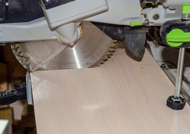 sliding panel saw